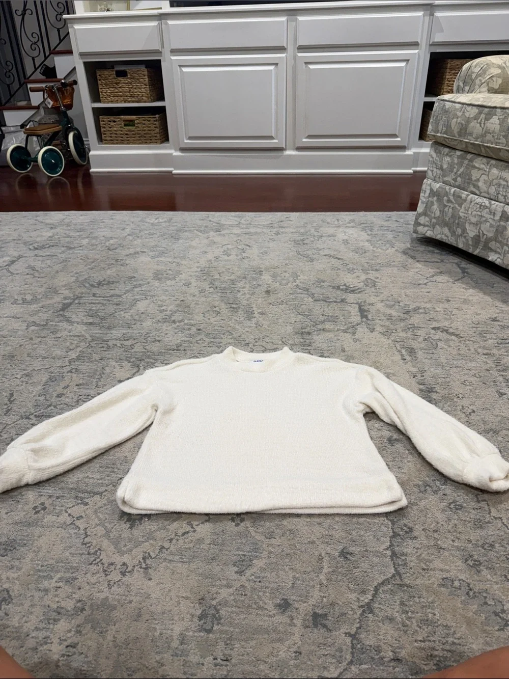 Old Navy White Crewneck Sweater
